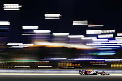 Max Verstappen w drodze po triumf w GP Bahrajnu 2024