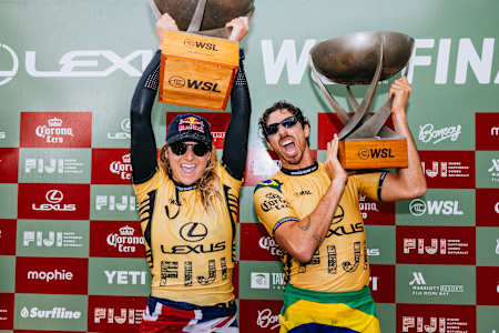 Finais da WSL 2025: os campeões Molly Picklum e Yago Dora