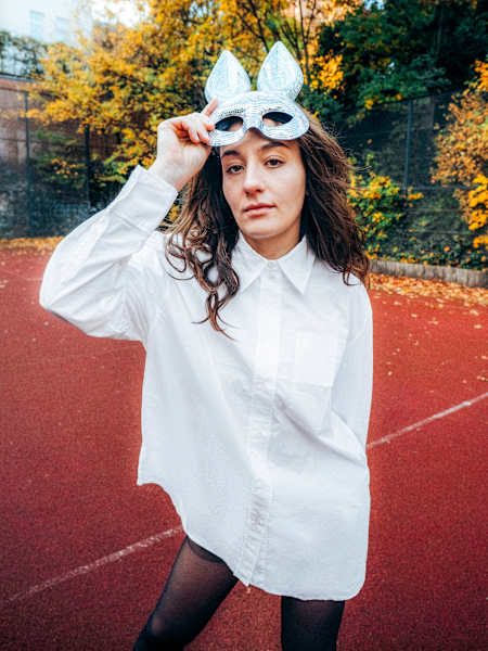 Schauspielerin Marie Bloching im Portraet