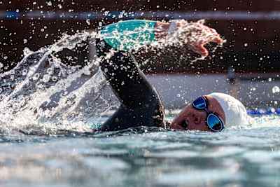 Swimming can burn the same amount of calories as spinning in half the time