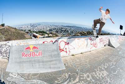 Elijah Akerly bluntslides at Red Bull Sky Line in San Francisco, California, USA on October 19, 2024. 