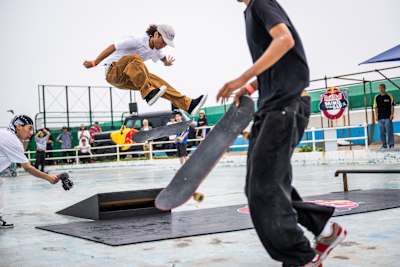 Red Bull Mind the Gap en la ciudad de Kugenuma, el 21 de junio de 2022