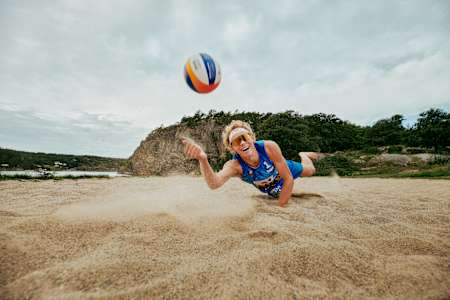 David Åhman playing volleyball in Strömstad, Sweden