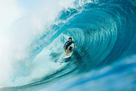 Italo Ferreira rides a wave at the SHISEIDO Tahiti Pro 2024 in Teahupo'o.