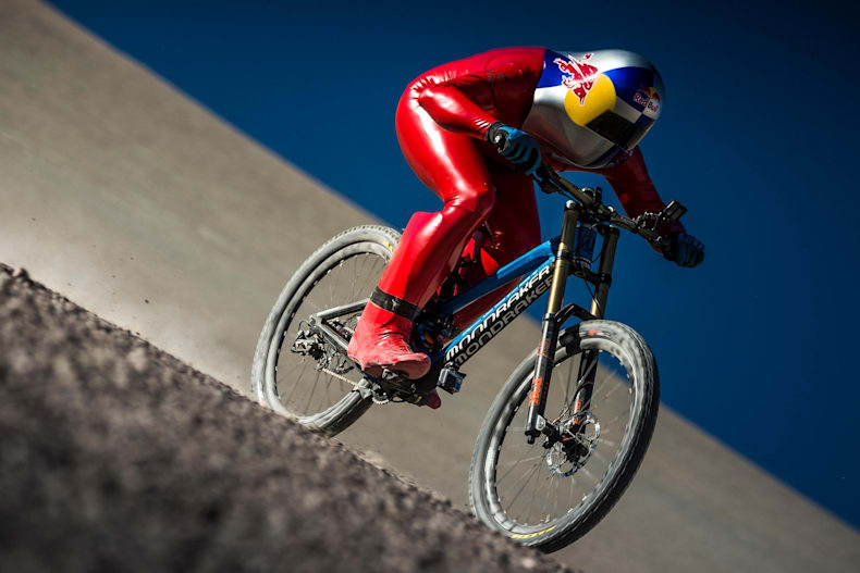 fastest biking speed