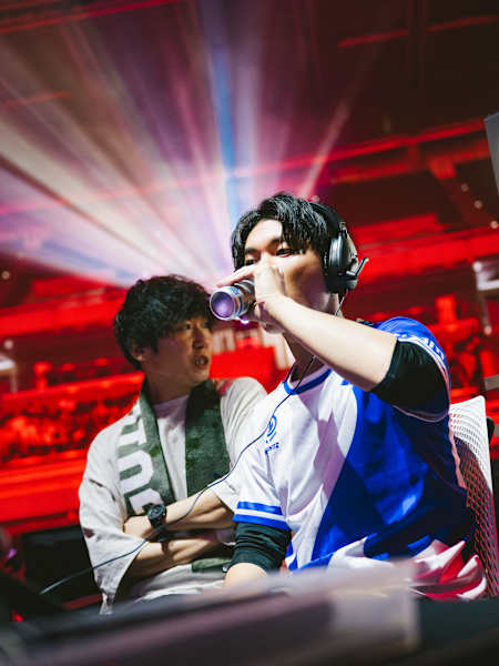 Gamers compete at Red Bull LEGENDUS STREET FIGHTER 6 ITADAKI 2025 at the Tokyo Metropolitan Gymnasium in Japan for an unforgettable esports showdown.