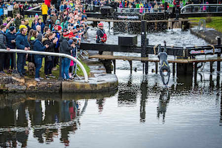 Douche écossaise au Red Bull Neptune Steps de Glasgow