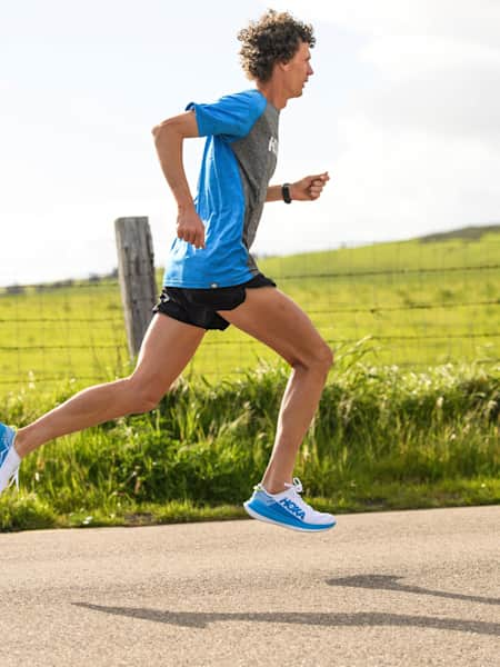 Spring Running: 5 Workouts to Help You Get Faster • Mile By Mile