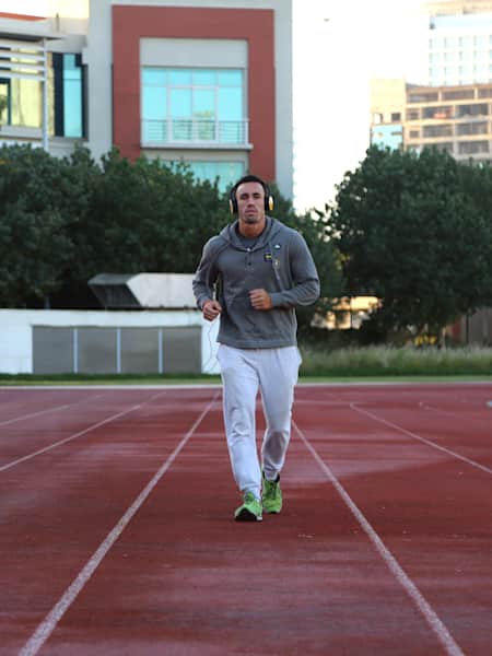 Sprinting tracks near me store