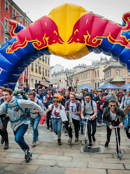 Teams get a running start for Red Bull Can You Make It?