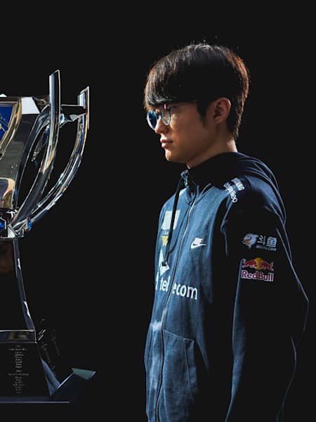 League of Legends world champ gets his very own skin as a reward—but can't  choose his favourite champion because he didn't get a chance to play her:  'they said they can make