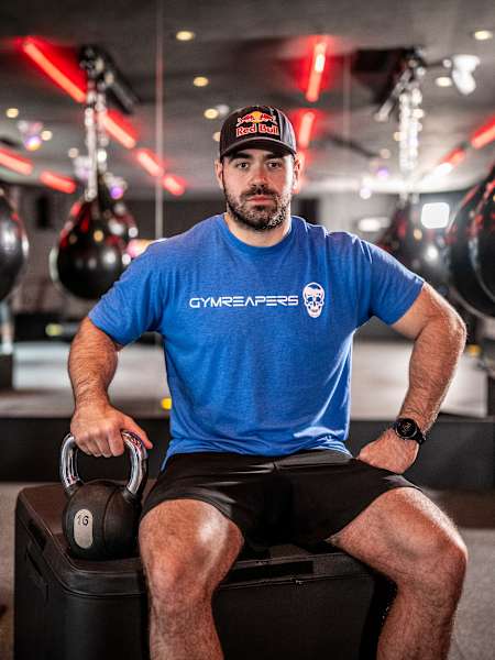 Luka Đukić poses with a kettlebell in a high-energy gym in Tivat, Montenegro, on 21 May 2026.