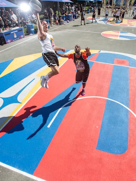 vue de dessus du terrain de basket extérieur