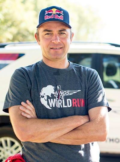 Giniel de Villiers Wings for Life World Run