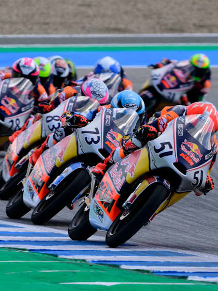 Valentin Perrone racing in Jerez 2024