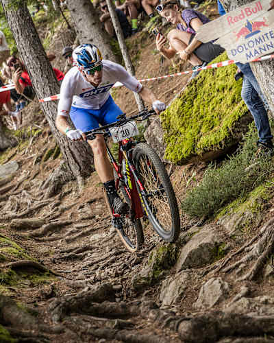 2024 nimmt Benjamin Karl am Red Bull Dolomitenmann in Lienz, Österreich, teil.