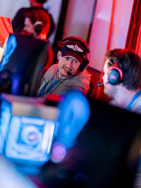 Counter-Strike 2 tips: Mistakes to avoid in CS2