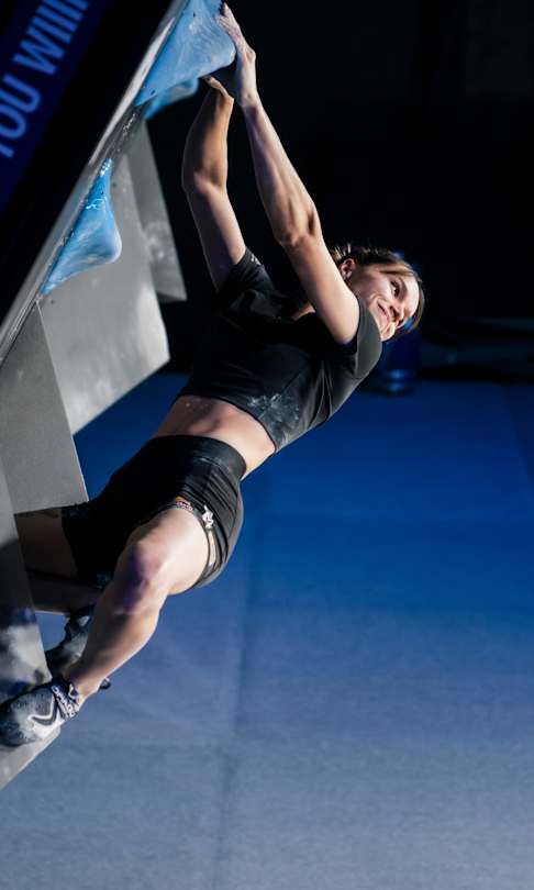 La grimpeuses française Oriane Bertone en action lors de la Pro Climbing League 2026 au Magazine London, à Londres, au Royaume-Uni.