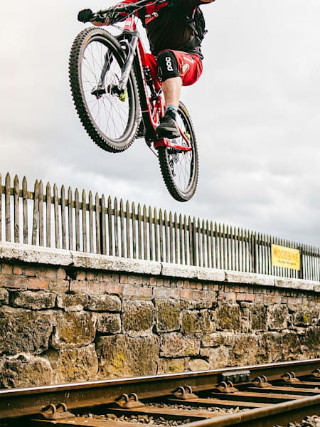 Leap on the tracks