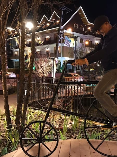 Monumento a bike em Campos do Jordão