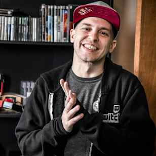 David 'GrandPOOBear' Hunt poses for a portrait in Vancouver, WA, USA on December 14, 2018.