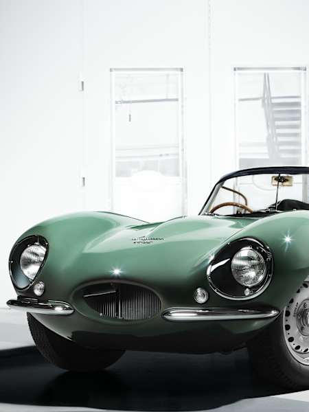 Jaguarが60年前の “失われた名車” を再生産 | Motorsports