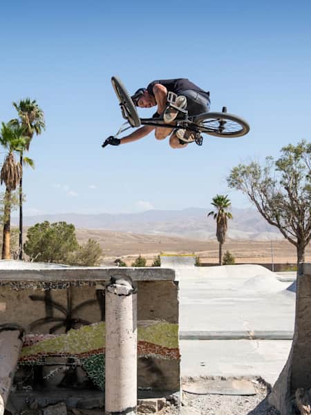 Red Bull Makin' It: Episode Three - Way Out West