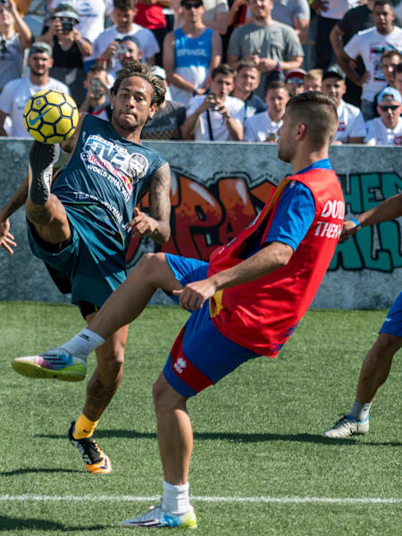 How to be as dynamic as Neymar