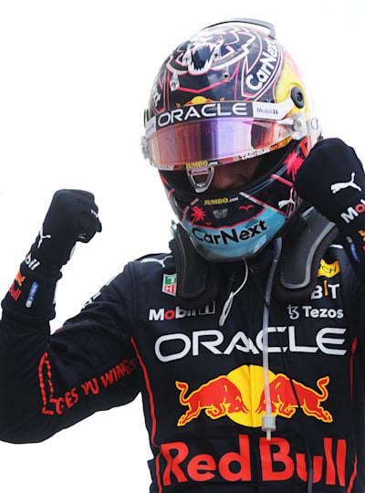 Ο Max Verstappen γιορτάζει την νίκη του στο F1 Grand Prix του Μαϊάμι