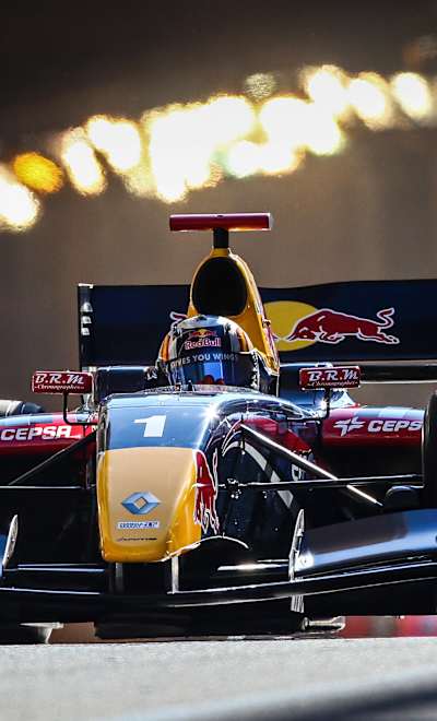 Carlos Sainz Jr. racing the Renault 3.5 World Series in Monte Carlo - 2014