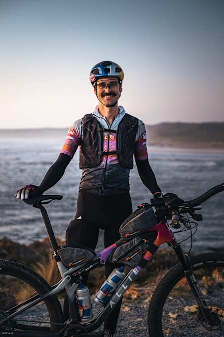 Payson McElveen en la película Crossing Tasmania