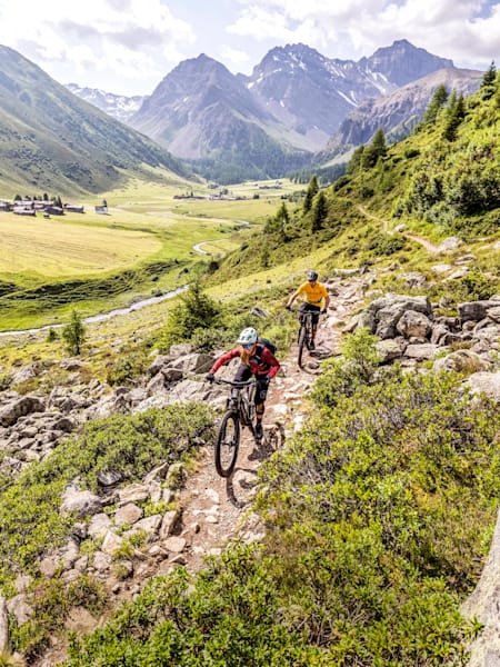 bügelschloss mountainbike INTEKIN Fahrradschloss mit Halterung, 16mm Fahrrad Bügelschloss mit 3 Schlüssel, Hohe Sicherheit Robustes Schloss Fahrrad, U-Schloss für Motorrad, E-bike, Mountainbike, Scooter Sport & Freizeit Color:Matte White; Prizm Iced Iridium Medeo T10+ Mid-Step Schlüsselsystem Silikonbeschichtung zum Schutz evo viii