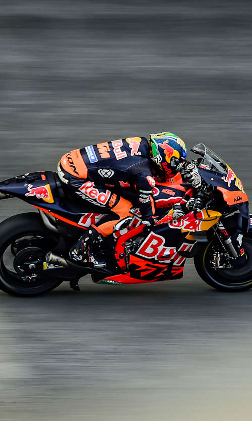 Brad Binder podczas testów MotoGP na torze Sepang w Malezji przed sezonem 2022.