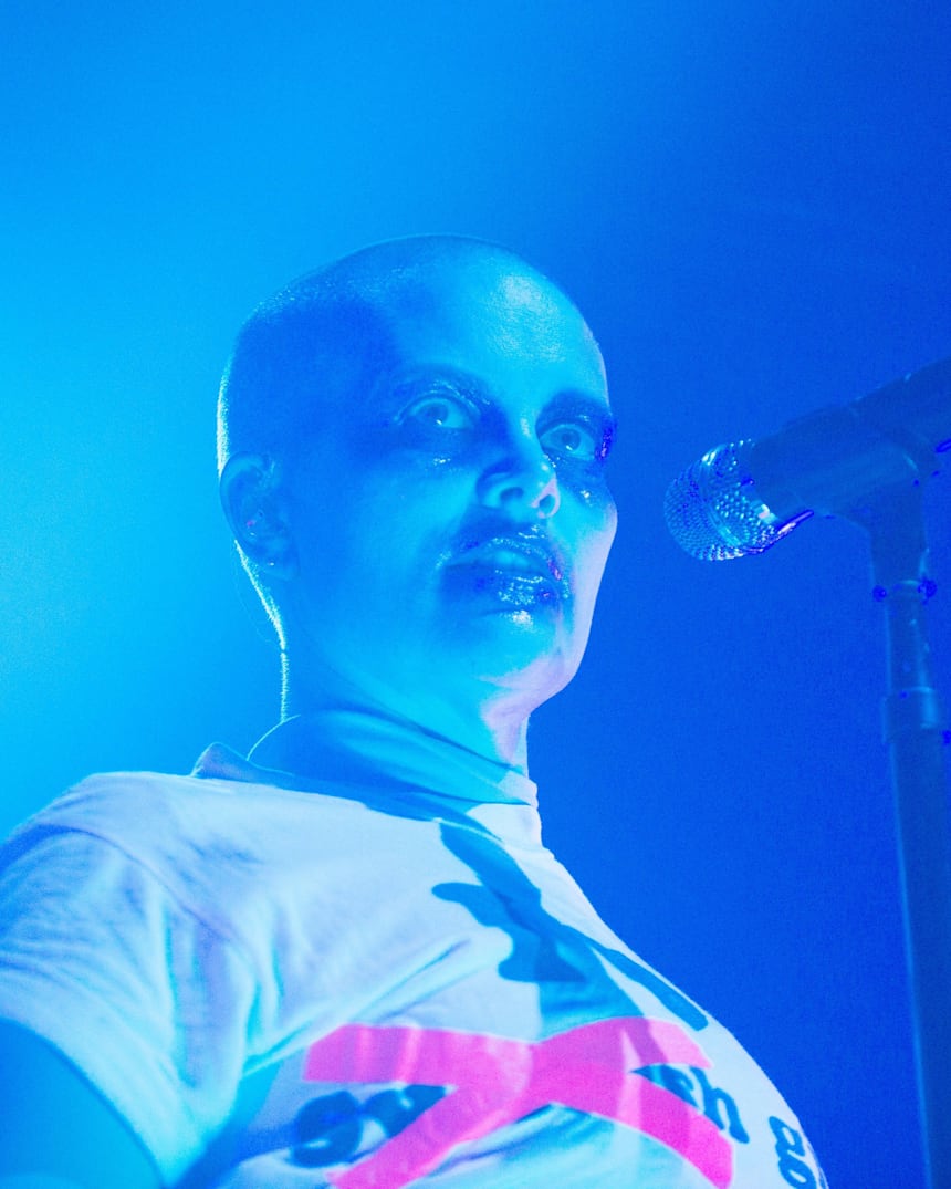 Robyn Zaytoven Fever Ray Red Bull Radio Highlights Kandulinma gayu gayan gunawardene itn chat and music live. fever ray red bull radio