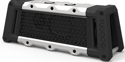 Fugoo Tough Le Fugoo Tough, enceinte portable étanche Bluetooth, est un accessoire de camping high-tech.