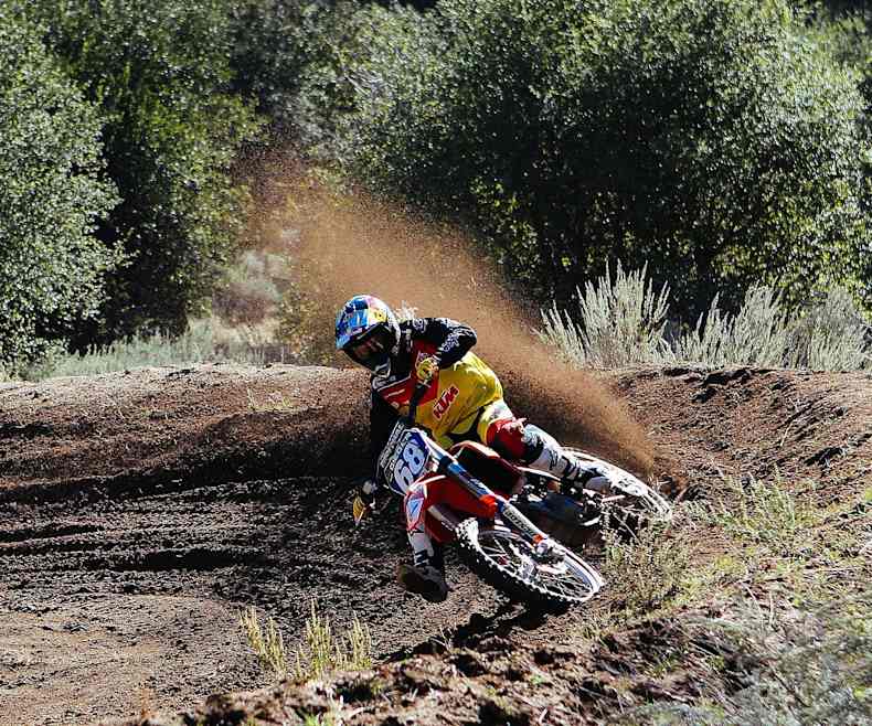 Motocross Red Bull