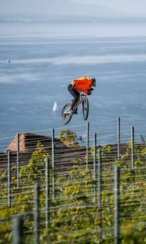 Kriss Kyle performing during Through The Grapevines in Lavaux, Switzerland.