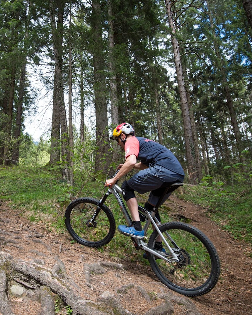 mtb climbing techniques