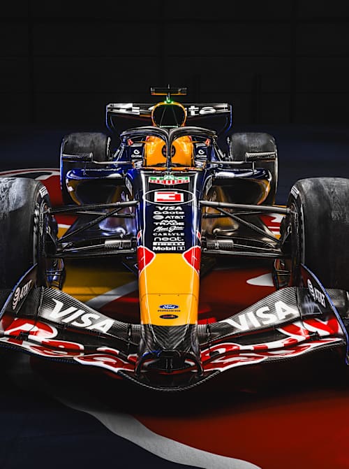 Oracle Red Bull Racing’in 2026 sezonu Formula 1 otomobiline ait etkileyici bir 3D render.