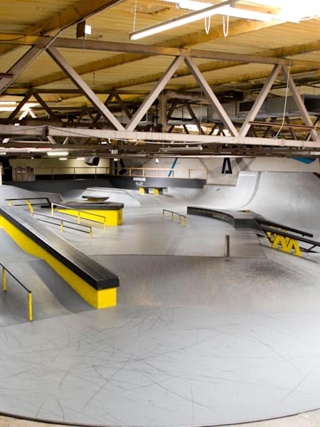 Adrenaline Alley, Corby