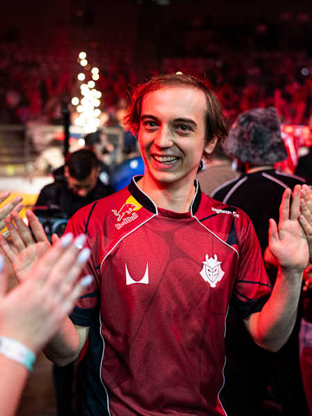 Caps LEC Versus 2026