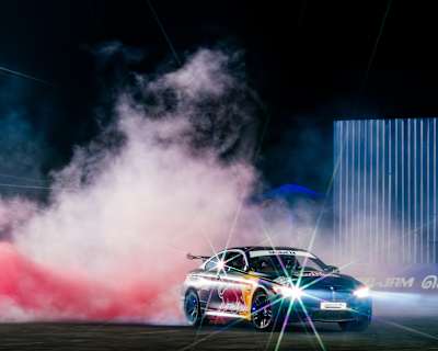 Abdo Feghali en pleine démonstration de drift.