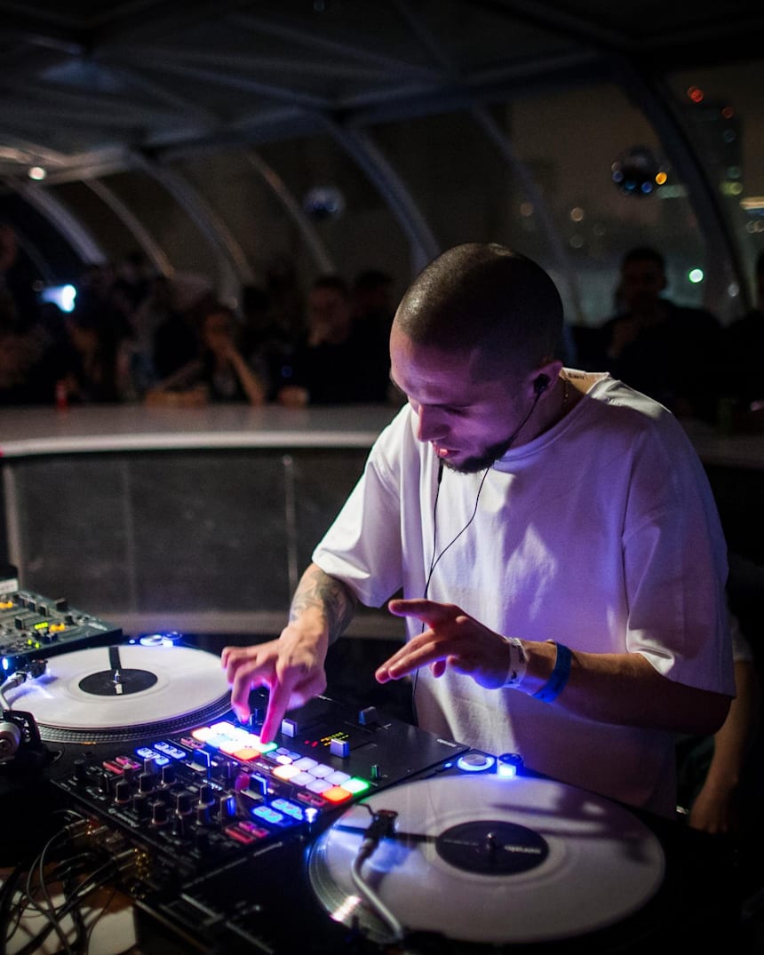 Yeni Baslayanlar Icin En Iyi Dj Ekipmanlari