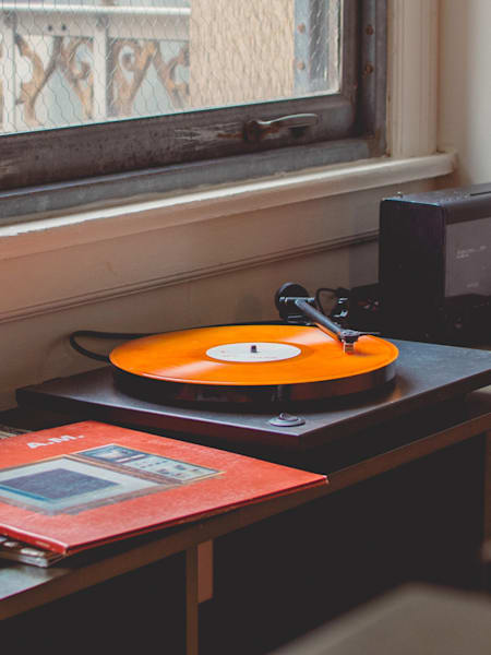 Что слушаешь ты?