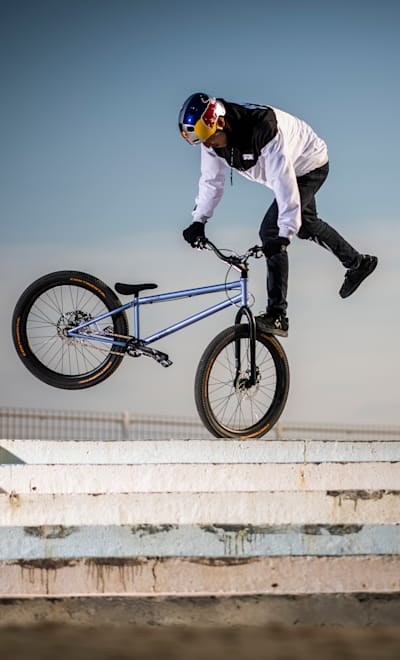 Tomomi Nishikubo: Trial biking – Red Bull Athlete Page