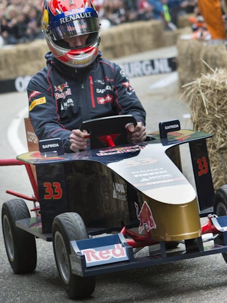 TOPPS FINEST F1 マックス・フェルスタッペン レッドブル レリック 1 / レッドブル|1/43スケールブラゴ 1/43スケール レッドブル