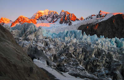 The Fox Glacier showing its beauty auring the last sunlight in the evening.