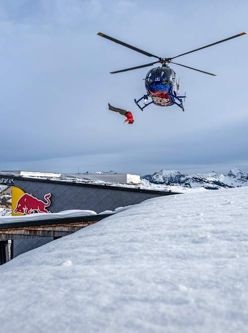 Parkour on Snow: Freerunning-Ikone Jason Paul bezwingt die legendäre Streif