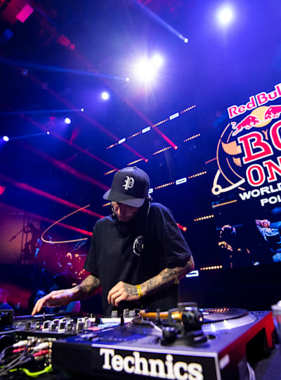 DJ Plash podczas Red Bull BC One World Final 2021