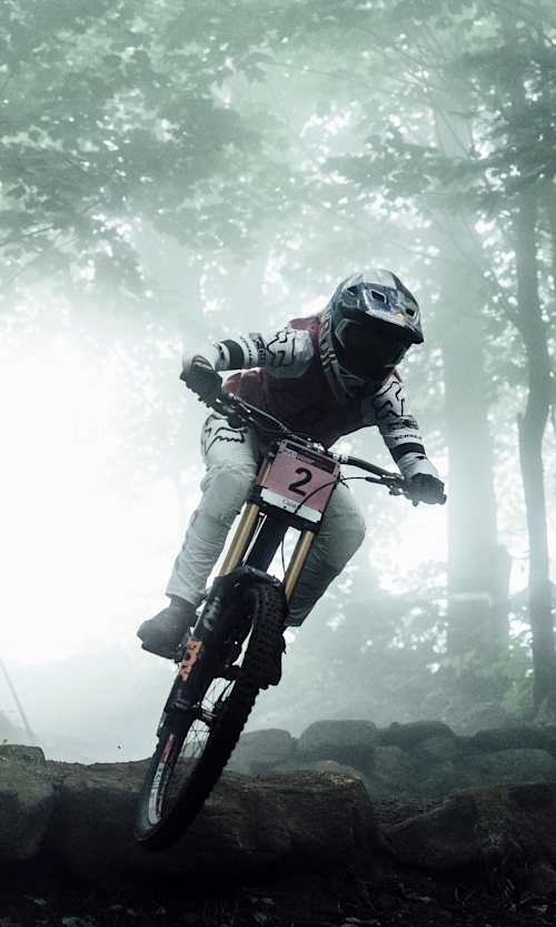 Tahnee Seagrave in action at UCI DH World Cup in Mont-Sainte-Anne, Canada on August 11, 2018